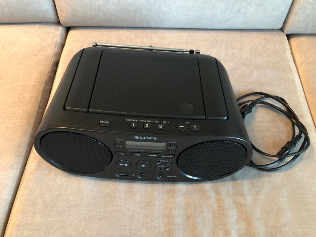 Sony Boombox ZSPS50 USB/Radio/CD Player, Audio, Portable Music Players