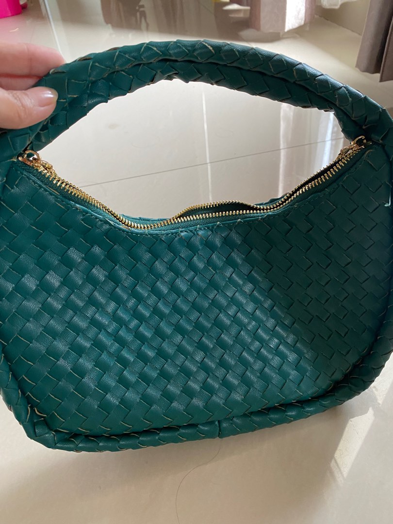 Tas botega mini, Barang Mewah, Tas & Dompet di Carousell
