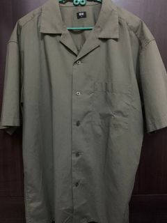 (Category: ) located in . Submitted by aimclothes (Listing ID 1192362049, Image 1). Description: .