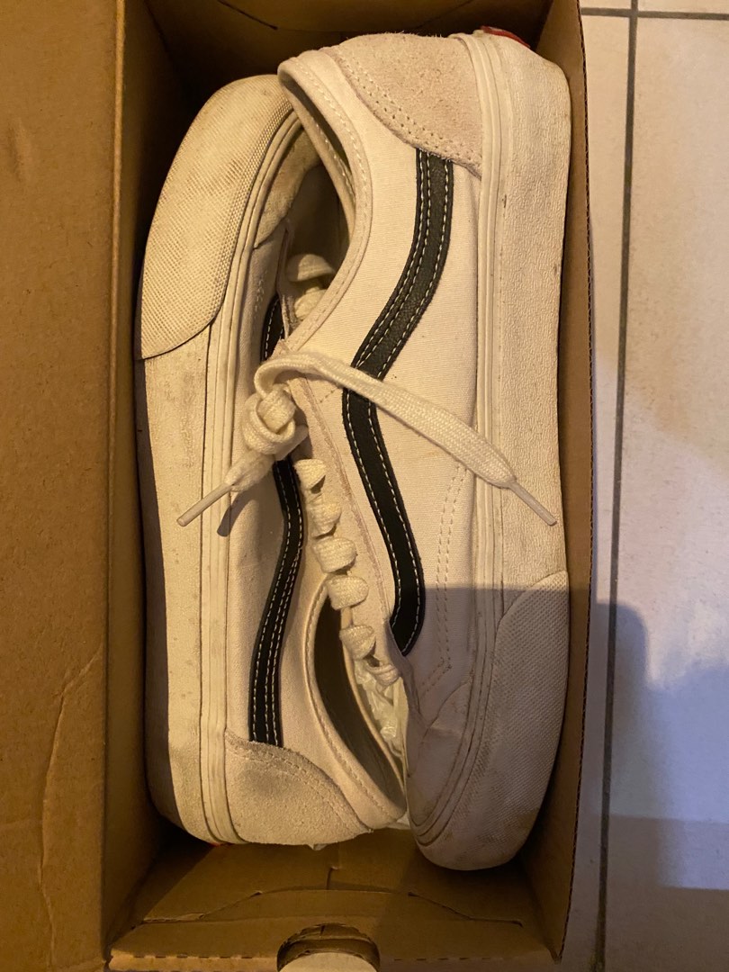Vans Old Skool, Men's Fashion, Footwear, Casual shoes on Carousell