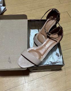 Vizzano Beige Low Sandal Heels with animal print at the back