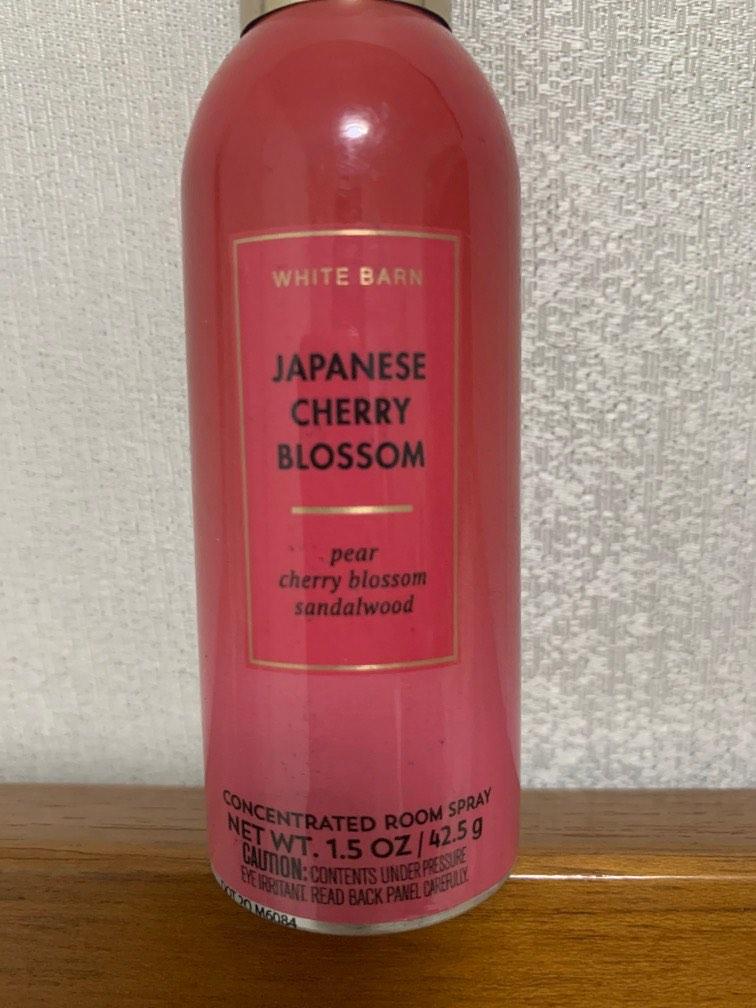 White barn Japanese cherry blossom pear cherry blossom sandalwood