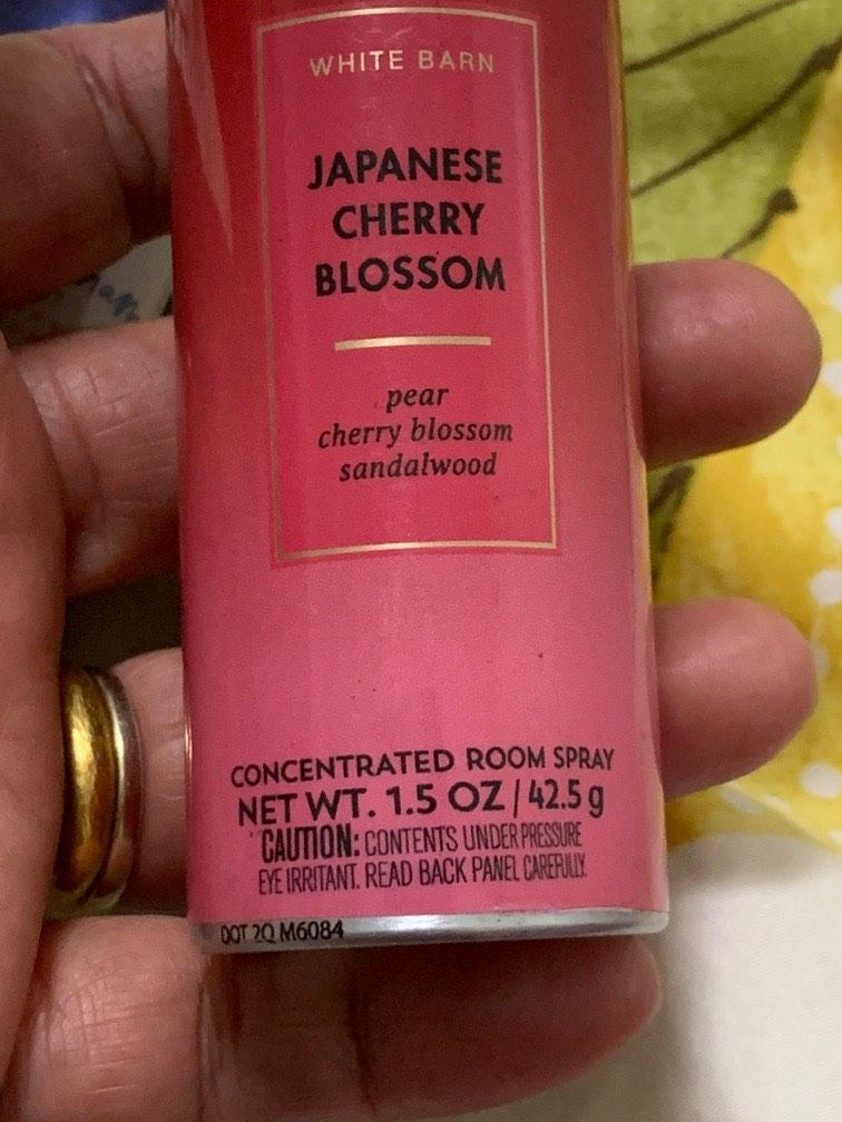 White barn Japanese cherry blossom pear cherry blossom sandalwood