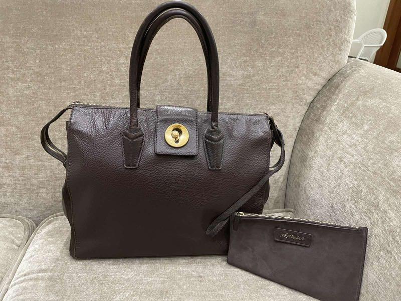 YSL Cabas Muse Two Brown (Pre-Loved) (Category: Luxury Bags & Wallets) located in Manila. Submitted by buys.korean (Listing ID 1192296427, Image 1). Description: YSL Cabas Muse Two Brown (Pre-Loved) No receipt and dust bag Price: negotiable RFS: decluttering Location: Banawe, QC.