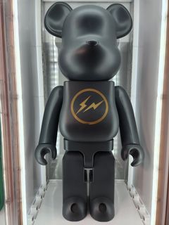 (Category: ) located in . Submitted by kang87z_bearbrick (Listing ID 1192555497, Image 1). Description: .