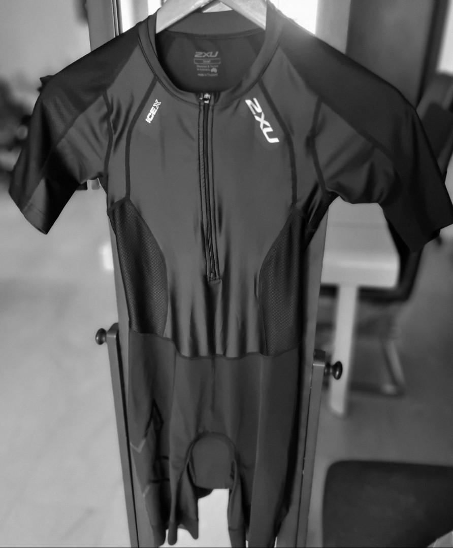 2xu Tri suit, Women's Fashion, Activewear on Carousell