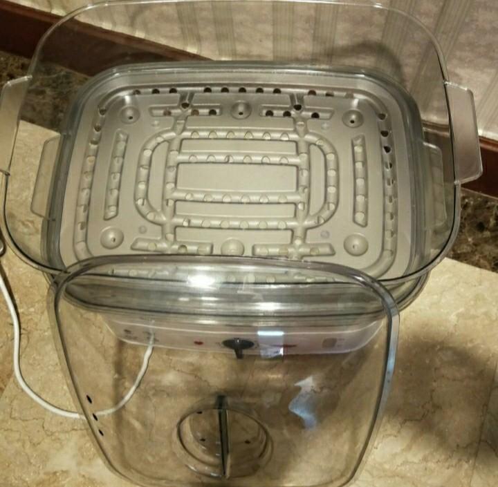3 tier steamer. Selling Parts of the steamer. Very new looking., TV