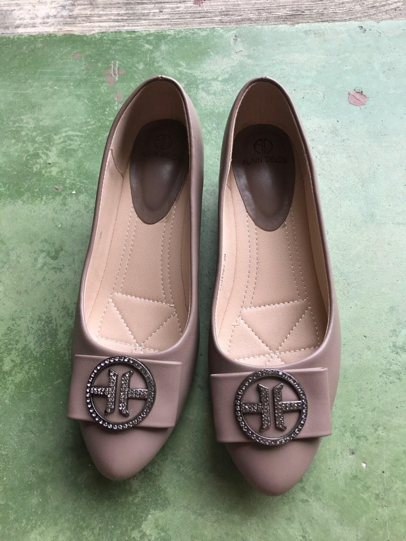 Alain delon on sale women shoes