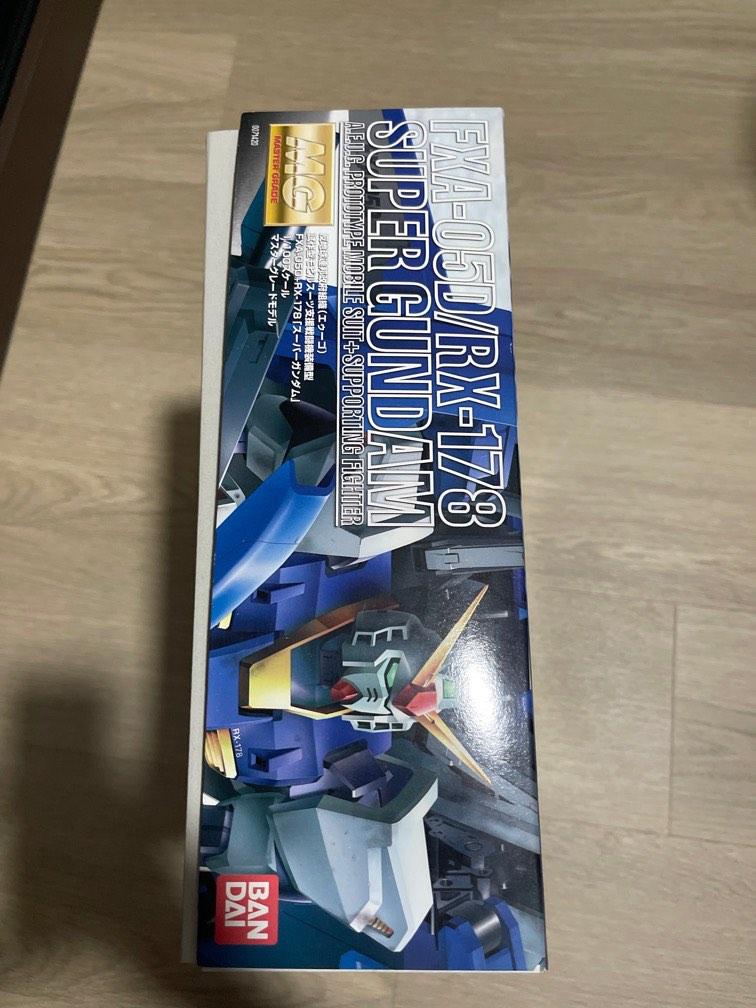 BANDAI Mg 714202 Super Gundam Rx-178+Fxa-05D 1/100 Scale Kit (Category: Gundam Model Kits) located in Singapore. Submitted by astrallight (Listing ID 1192577807, Image 3). Description: BANDAI Mg 714202 Super Gundam Rx-178+Fxa-05D 1/100 Scale Kit Opened but unbuilt .