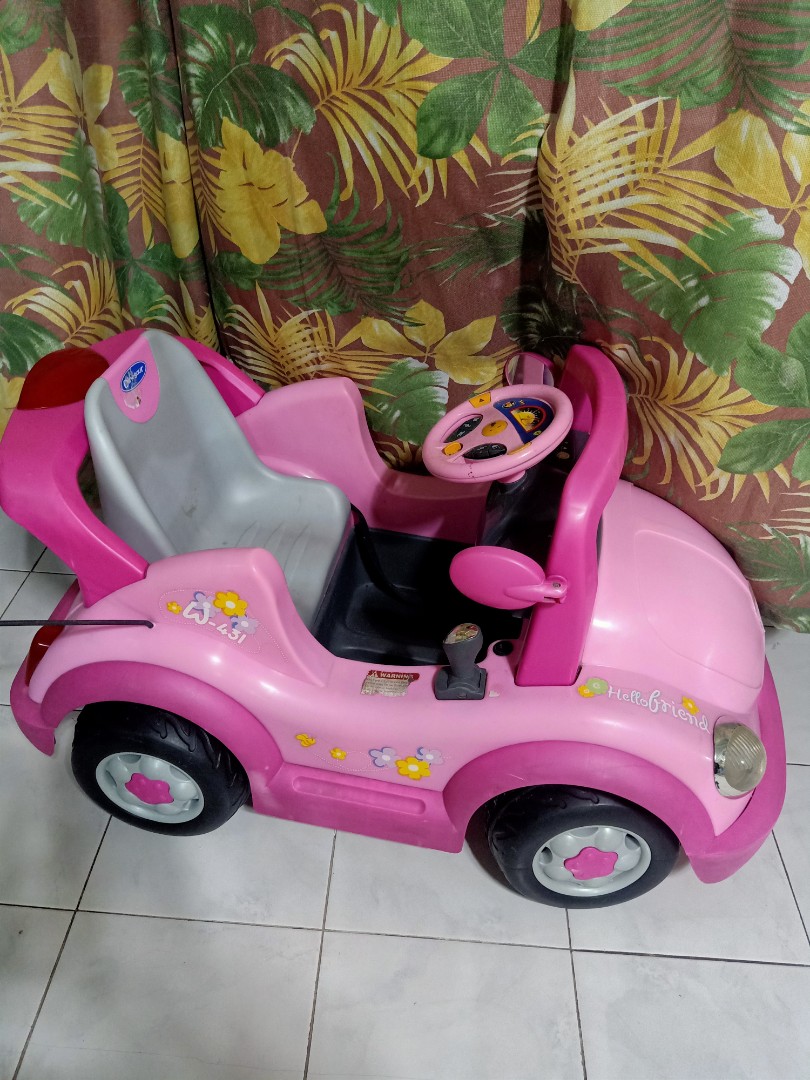 Battery operated car, Hobbies & Toys, Toys & Games on Carousell