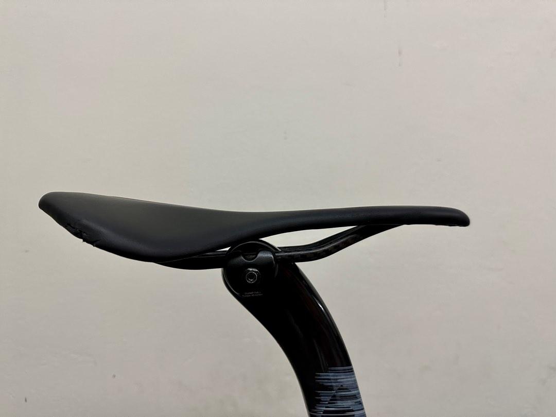 Berk Lupina saddle Grey padded 132mm