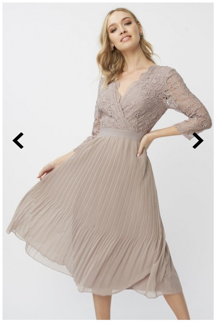 BNWT LITTLE MISTRESS Leonora Oyster Crochet Pleated Midi Dress Women s Fashion Dresses Sets Dresses on Carousell