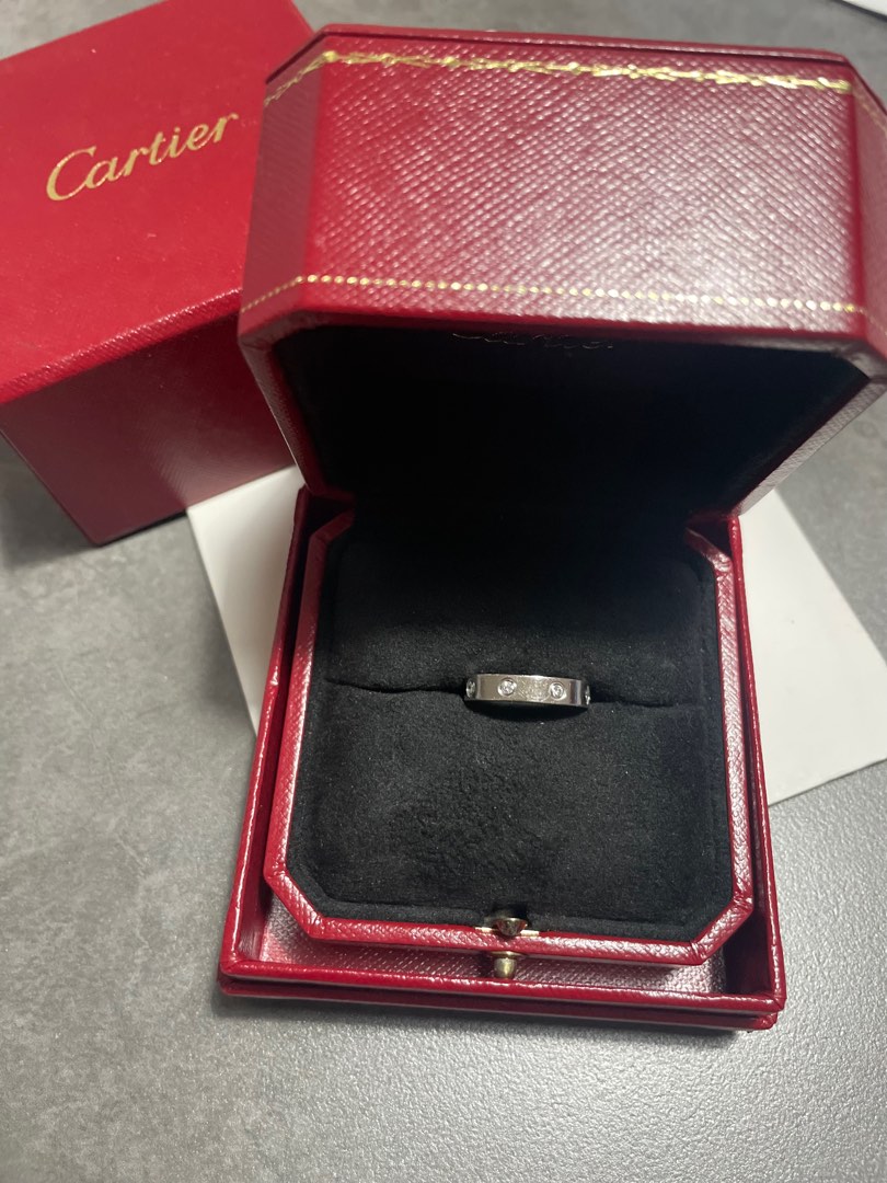 Cartier love ring 8 diamonds discount