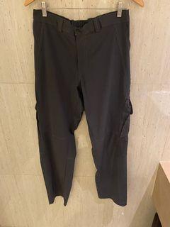 Consigna mountain climber pants size L