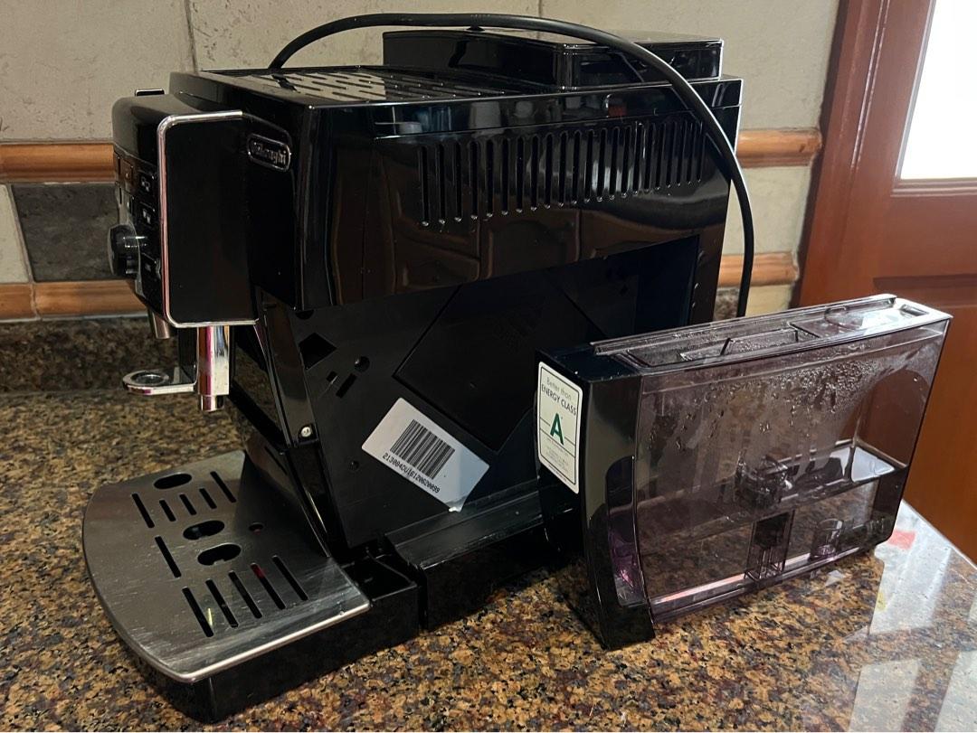 Delonghi ECAM23.120.B Compact bean to cup coffee machine, TV & Home