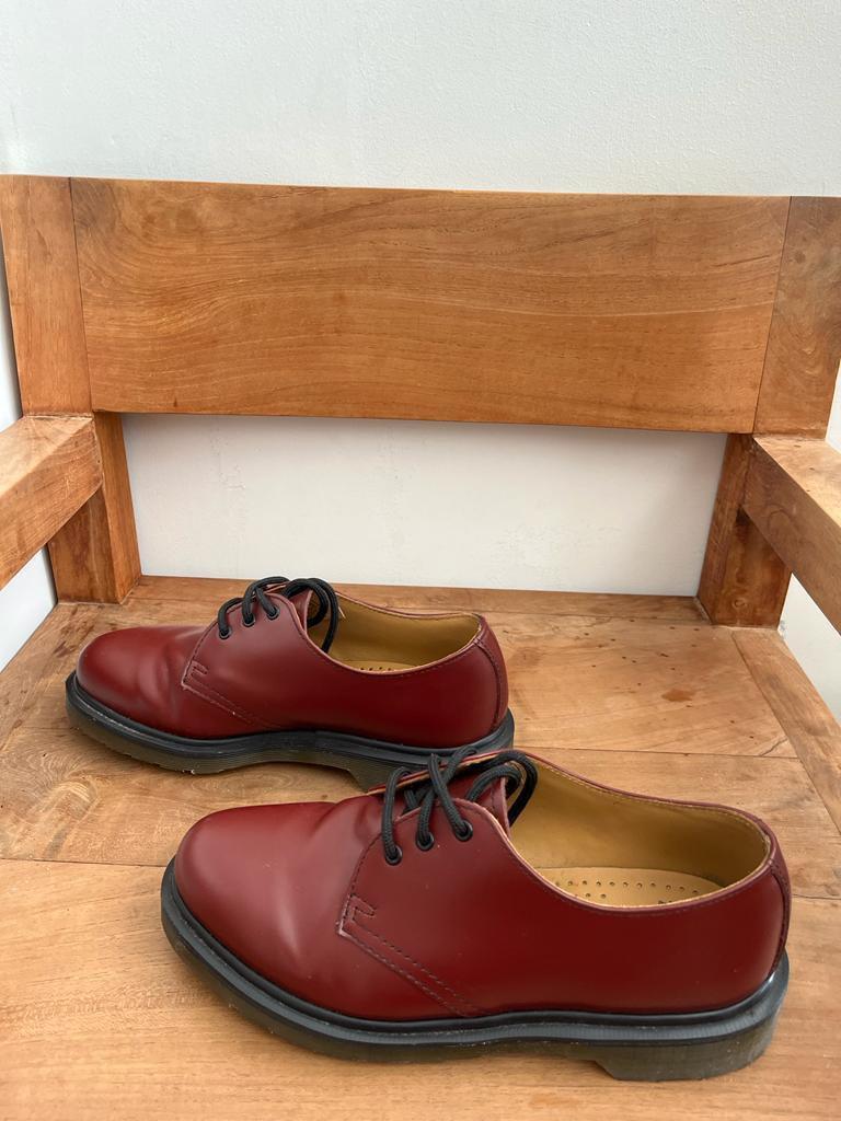 Dr Martens cherry red shoes with box
