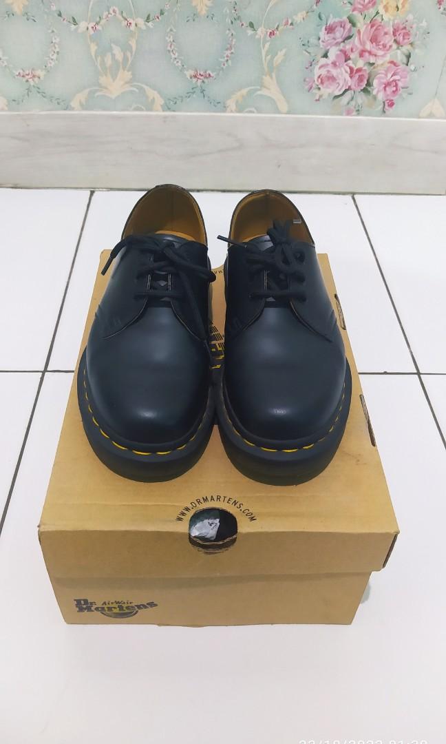 Dr martens 146 core deals