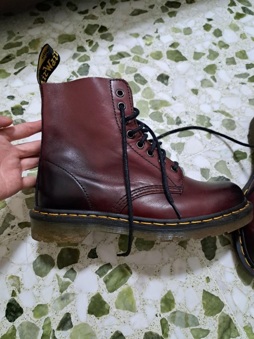 DR Martens Pascal. Size 39 Men s Fashion Footwear Casual shoes on Carousell