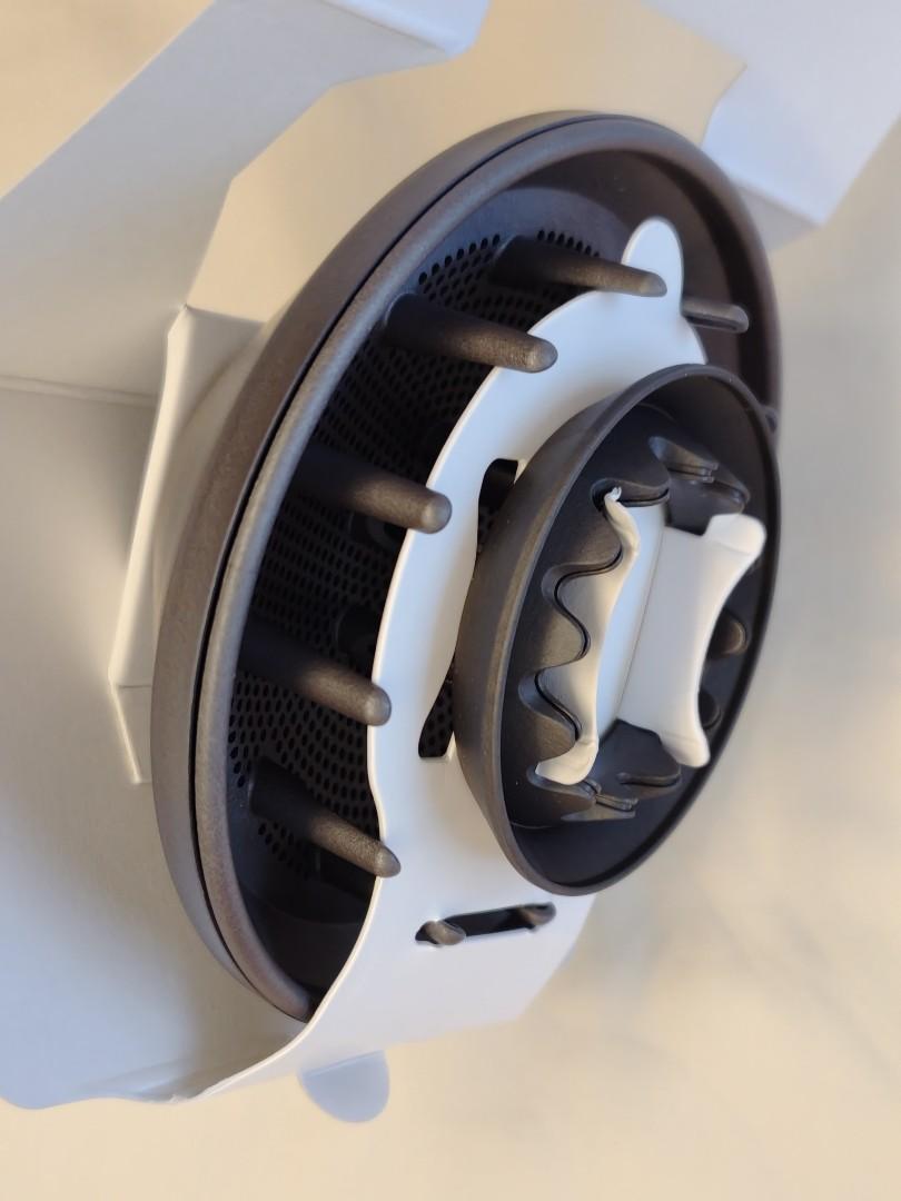 Dyson Diffuser, Beauty & Personal Care, Hair on Carousell