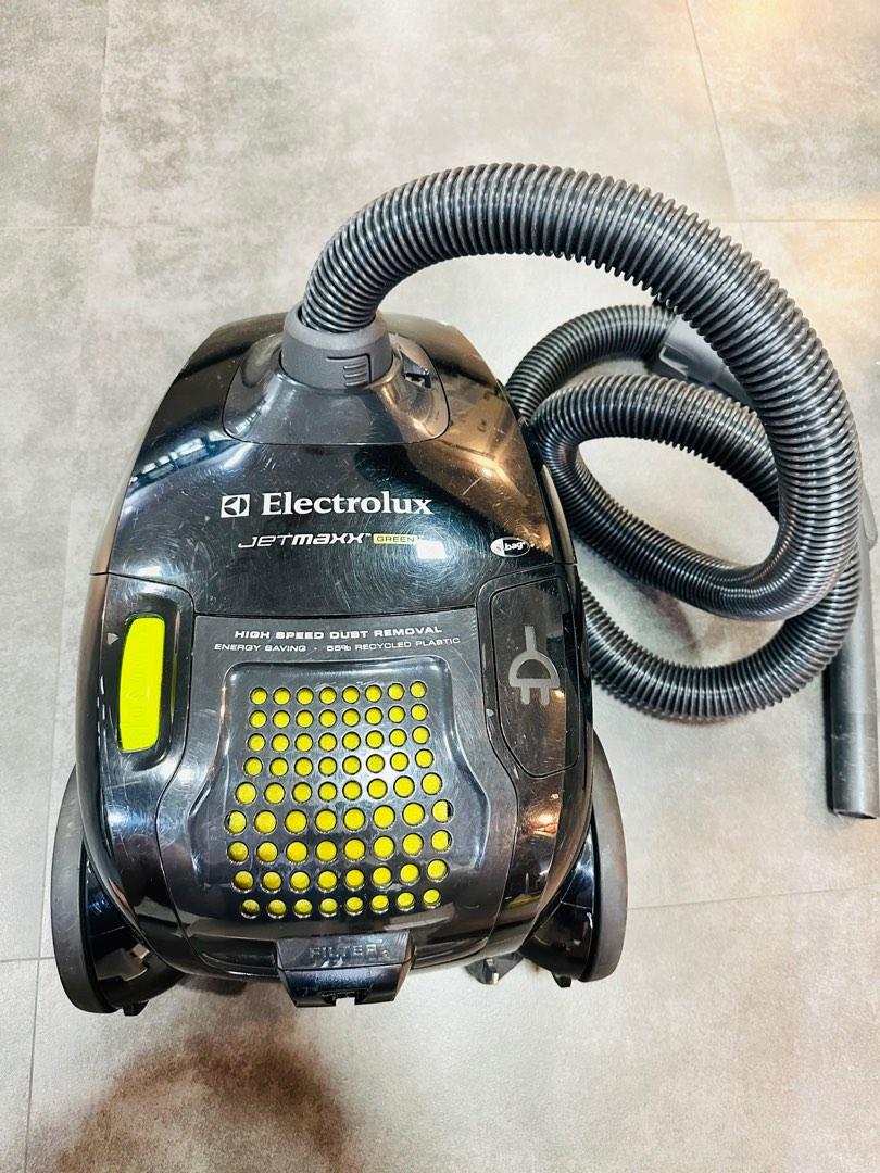 Electrolux Jetmaxx Green, TV & Home Appliances, Vacuum Cleaner