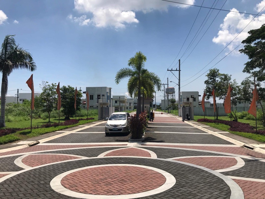 Eton City lot for sale (West Wing Residences), Property, For Sale, Lot