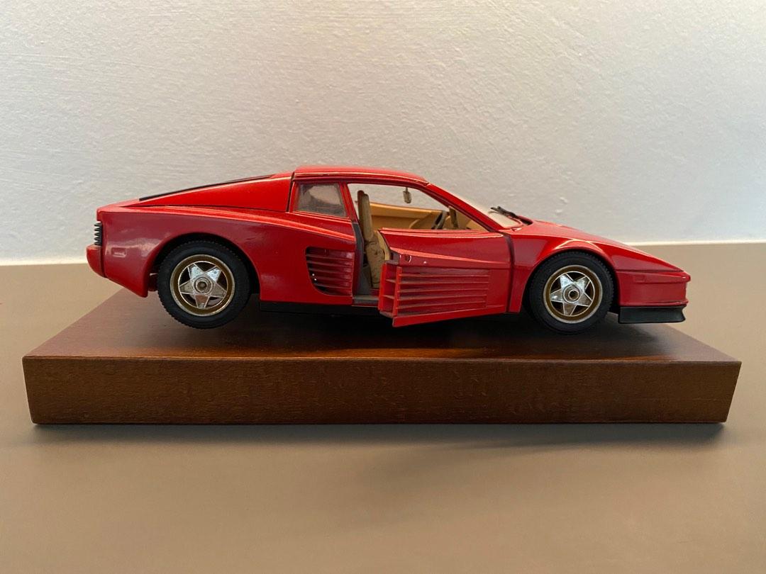 burago 1/18 Ferrari Testarossa 1984 (Gebraucht) in Penthalaz für CHF 25