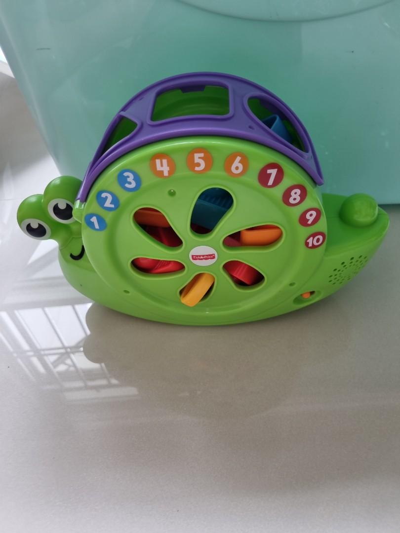 Fisher Price Rock and Sort Snail Pail sorteringsboks Hobbies Toys Toys Games on Carousell