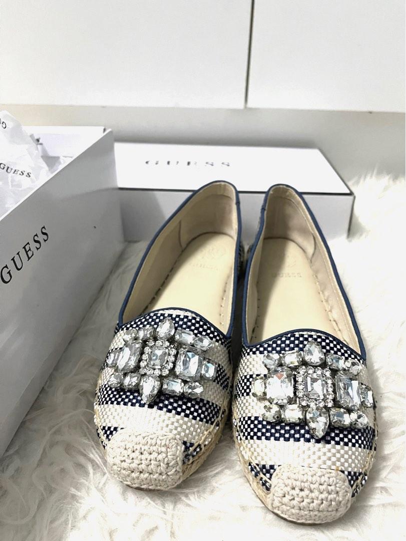 Guess Classic Flats Women s Fashion Footwear Flats on Carousell