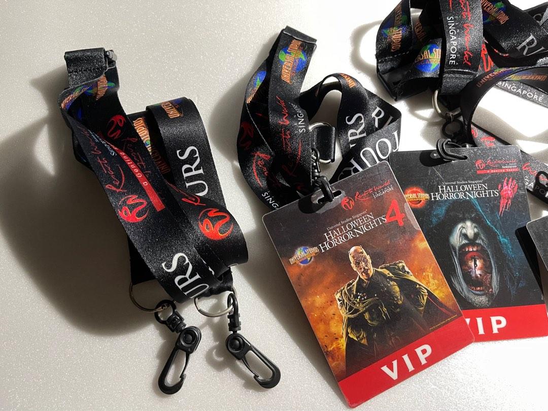 HHN USS Halloween Horror Nights Flashing Skull lights lanyard see video