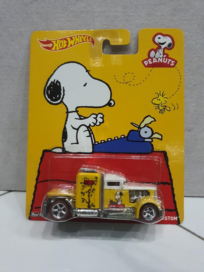 Hot Wheels PEANUTS, Hobbies & Toys, Toys & Games on Carousell