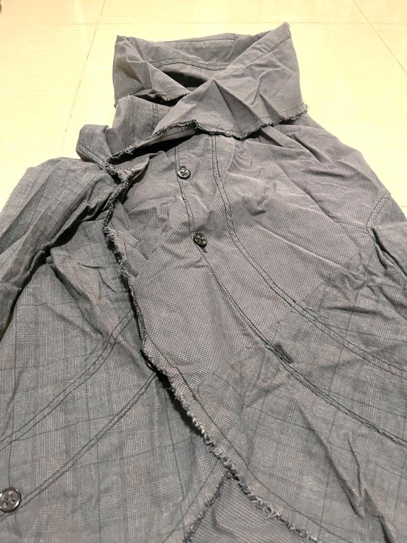 Initial causal jacket （分類：外套及戶外衣服）位於 Hong Kong。 由 chrislaw337 提交（商品編號 1192640006，圖片 10）。簡介： Size 1 。