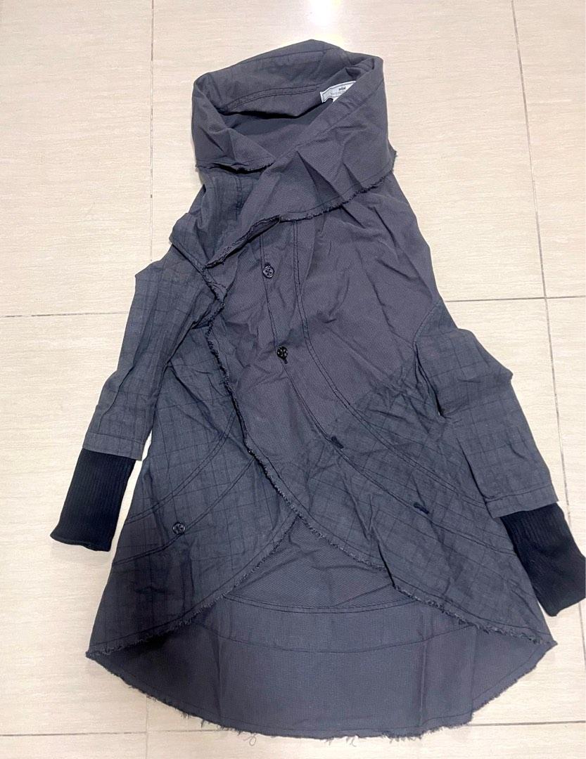 Initial causal jacket （分類：外套及戶外衣服）位於 Hong Kong。 由 chrislaw337 提交（商品編號 1192640006，圖片 1）。簡介： Size 1 。