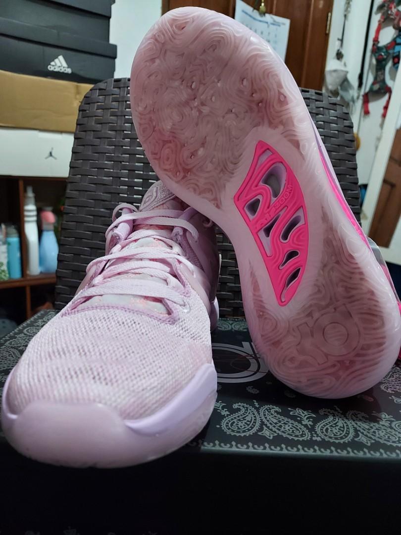 KD 15 Aunt Pearl Men s Fashion Footwear Sneakers on Carousell
