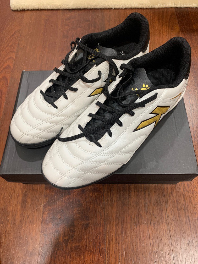Kasut kelme sales