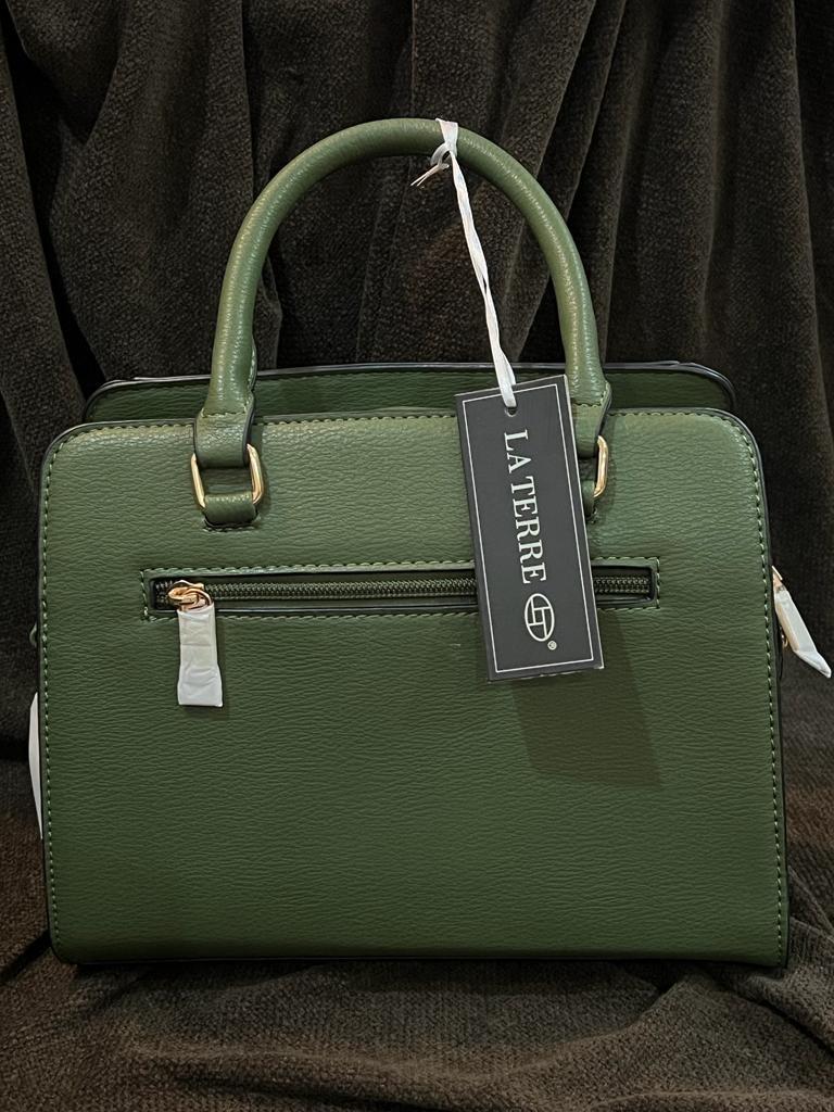 La terre purse outlet