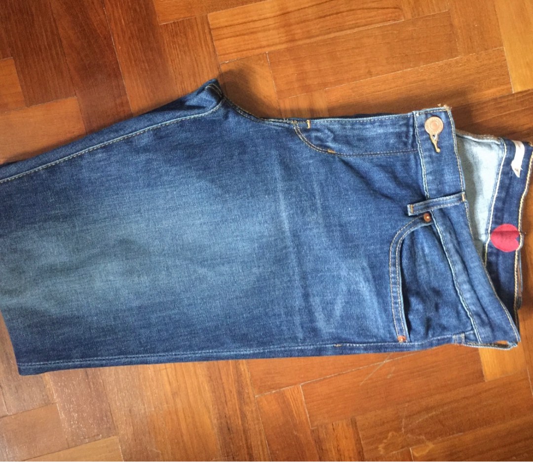 Levis Jean 711 Skinny, Women's Fashion, Bottoms, Jeans & Leggings on