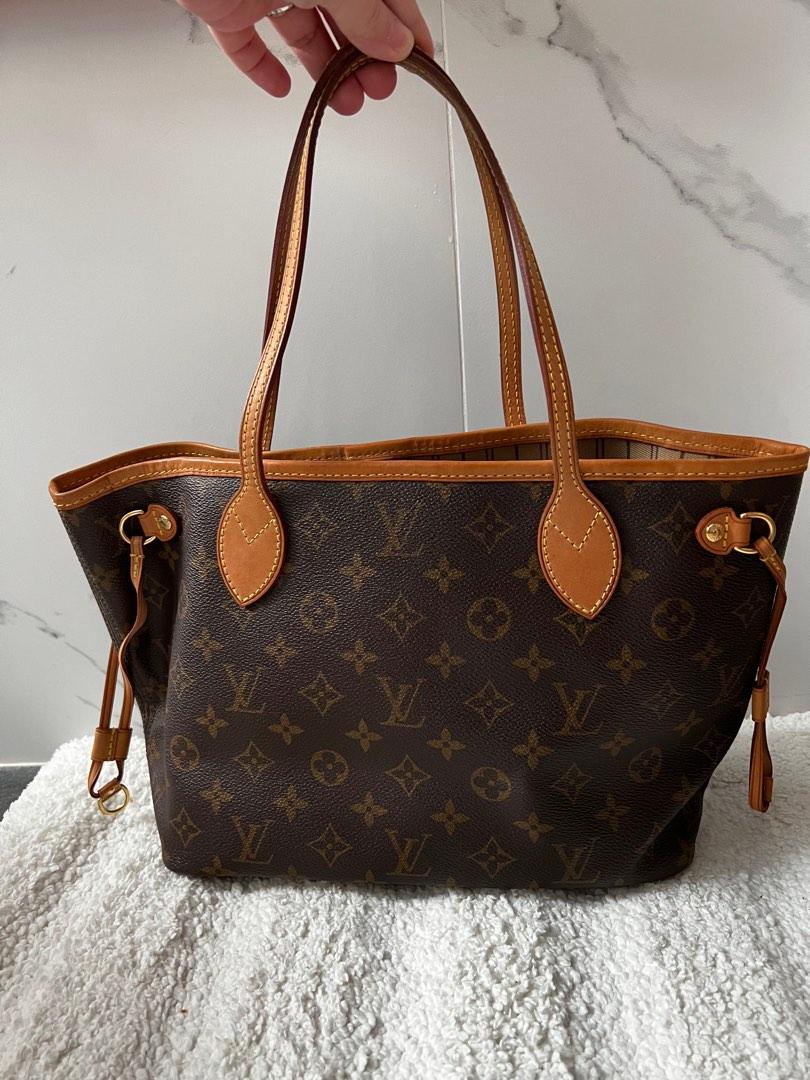 Louis Vuitton Neverfull MM Rose Ballerine, Luxury on Carousell