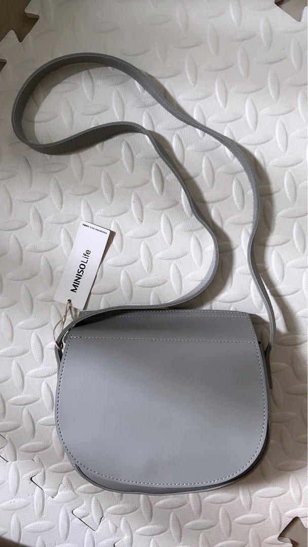 Miniso cheap side bag