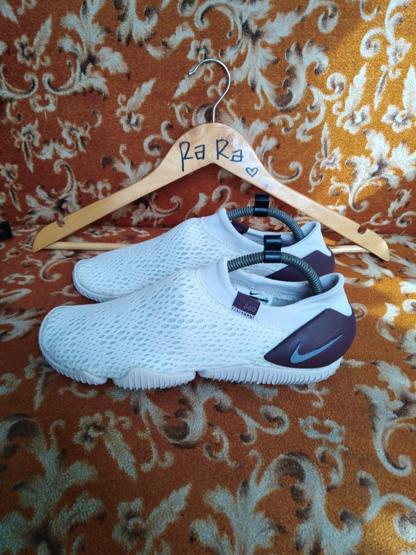 Nike aqua shock 2025