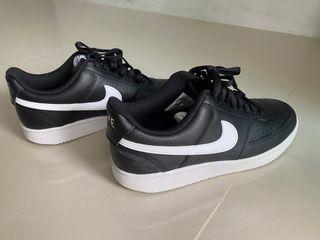 Nike Court Vision - Black/White - US 8.5