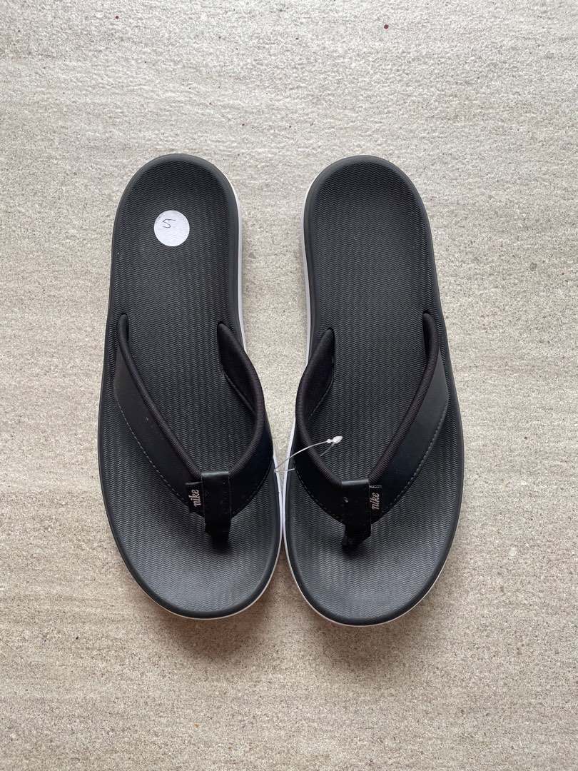 padded nike flip flops