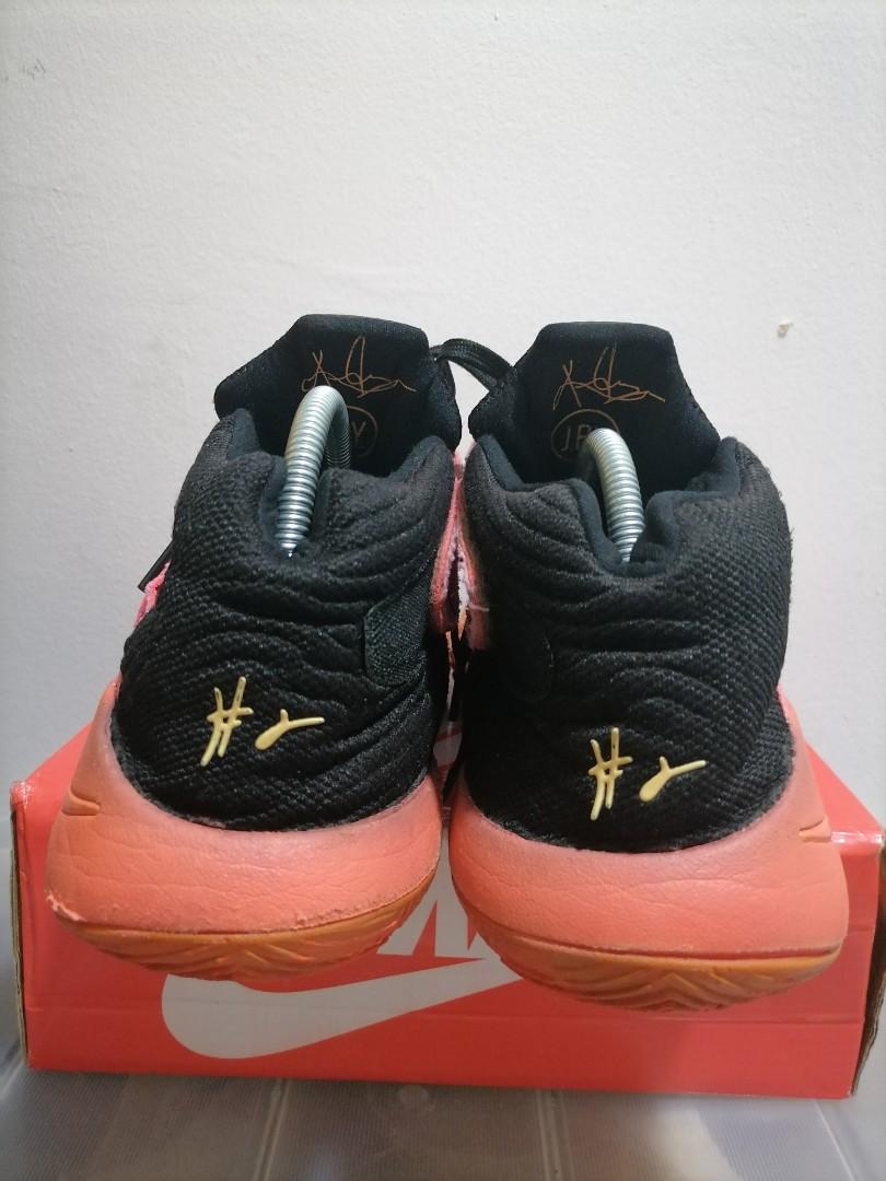 Kyrie shoes latest clearance 219