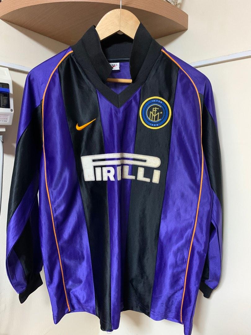 Nike Vintage Football Jersey, Men's Fashion, Activewear on Carousell