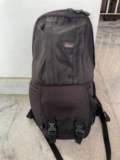 Original Lowepro Fastpack 100 FOR SALE