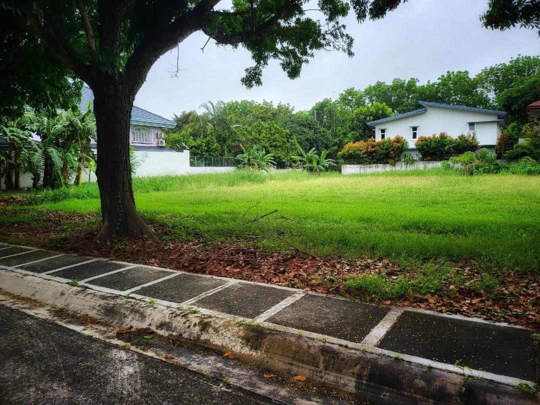 Updated Lot For Sale in Manila Southwoods near Manila Southwoods Golf