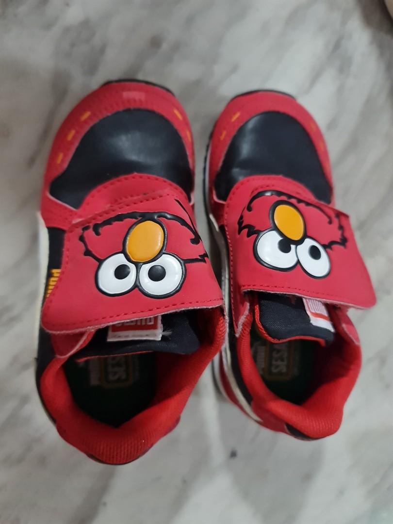Puma baby hotsell shoes elmo