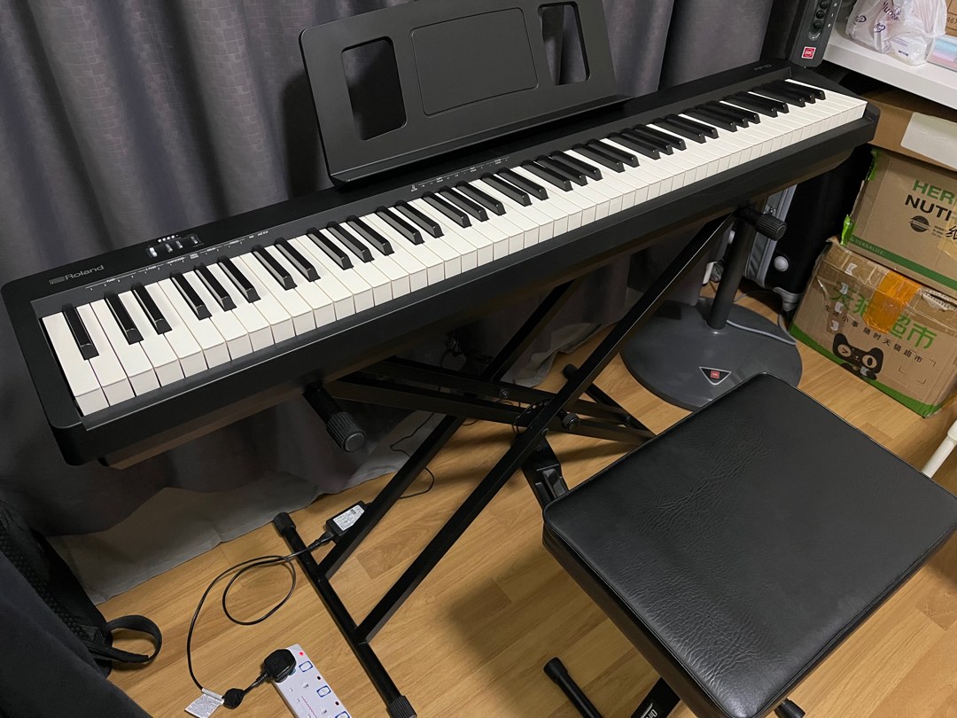 Roland fp-10 with x-stand and bench, Hobbies & Toys, Music & Media ...