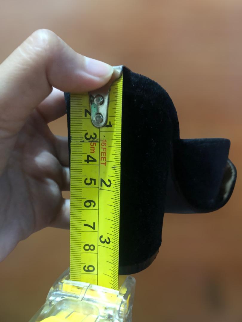 SoFab! Mule Heels (Category: Heels) located in Quezon City. Submitted by mssellany (Listing ID 1192463573, Image 3). Description: Purchased last 2019 Only used at office gatherings, stored in an open A4 box at work & now at home.