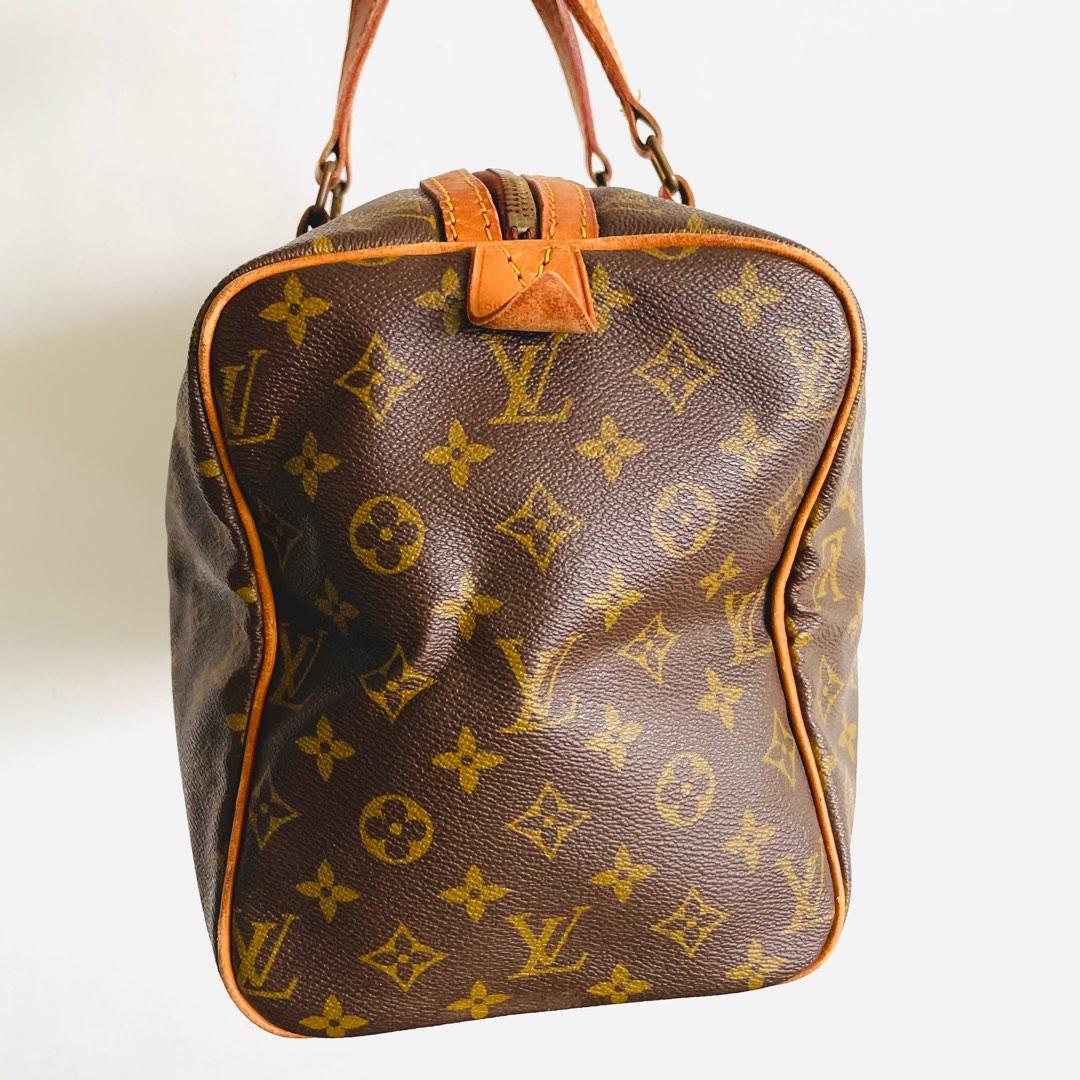 Price: $472 Authentic Louis Vuitton Monogram Speedy 35 Bag Made in France  Date Code/Serial Number SD3180 In exc…