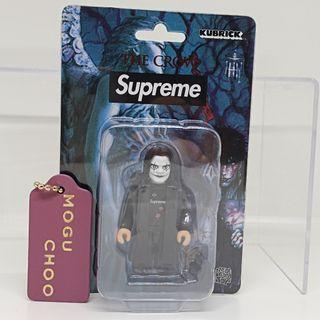2008 Supreme Kubrick Kermit Bearbrick Toy : r/Supreme